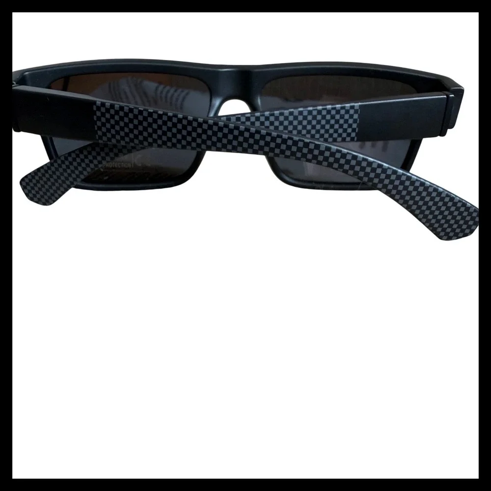 NWOT Matte Black Rectangular Sunglasses UV400 Checkered Arms Model 4380 CAT.3
